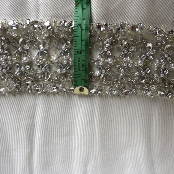 Rhinestone and pearl belt - Picture 3 of 3